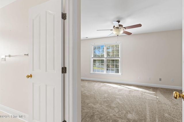 100 Brookside Court, Jacksonville, NC 28546
