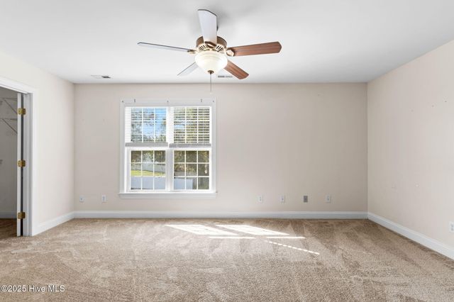 100 Brookside Court, Jacksonville, NC 28546