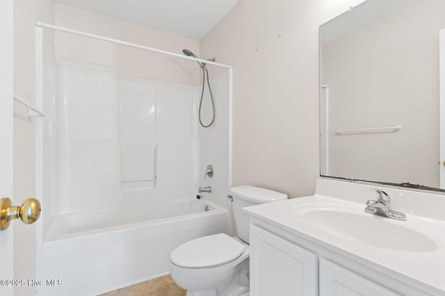 100 Brookside Court, Jacksonville, NC 28546