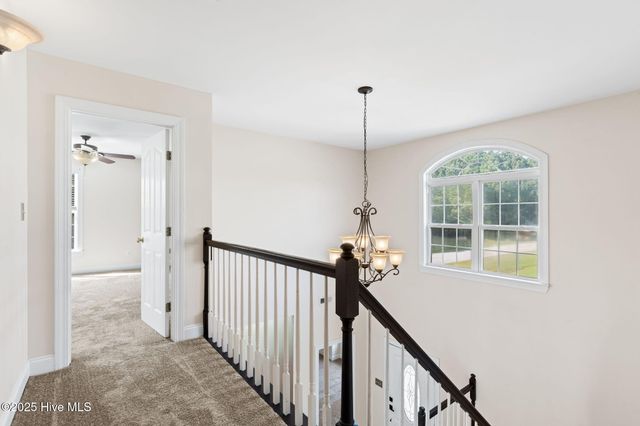 100 Brookside Court, Jacksonville, NC 28546