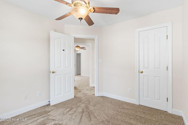 100 Brookside Court, Jacksonville, NC 28546