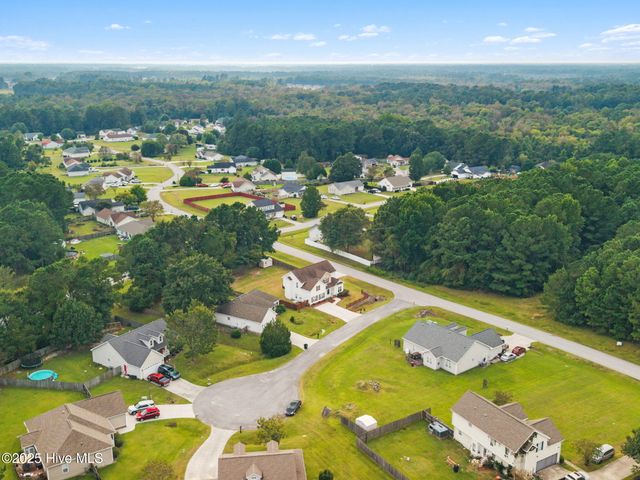 100 Brookside Court, Jacksonville, NC 28546