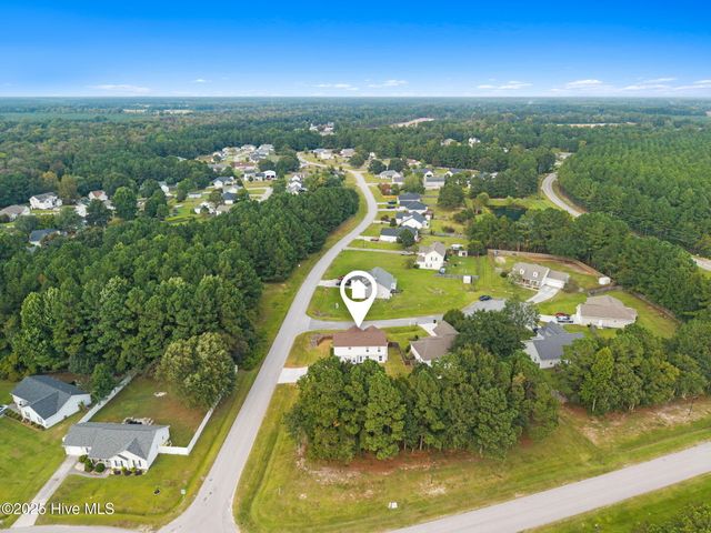 100 Brookside Court, Jacksonville, NC 28546