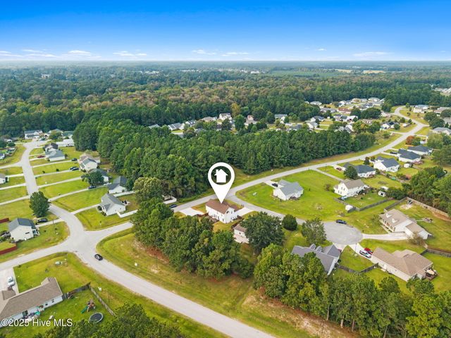 100 Brookside Court, Jacksonville, NC 28546