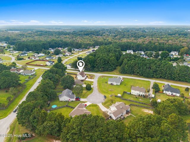 100 Brookside Court, Jacksonville, NC 28546