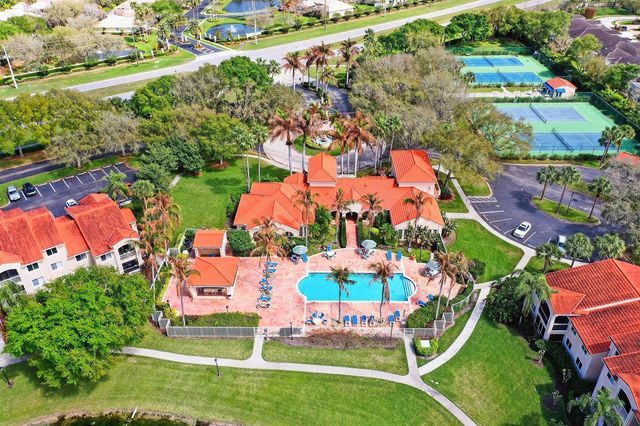 1640 N 42nd Circle Unit 305, Vero Beach, FL 32967