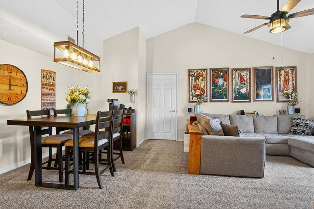 1640 N 42nd Circle Unit 305, Vero Beach, FL 32967