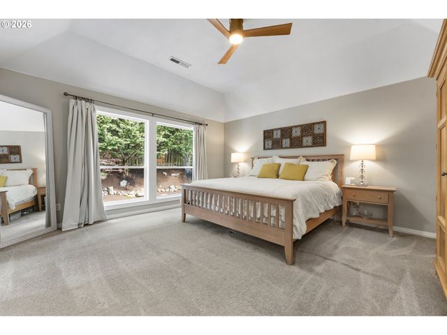 5707 RIDGETOP Ct, Lake Oswego, OR 97035