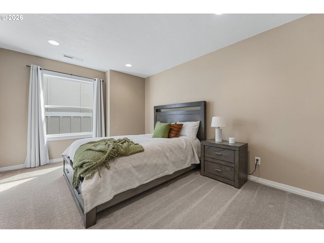 5707 RIDGETOP Ct, Lake Oswego, OR 97035