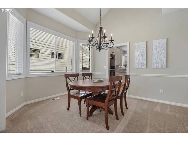 5707 RIDGETOP Ct, Lake Oswego, OR 97035