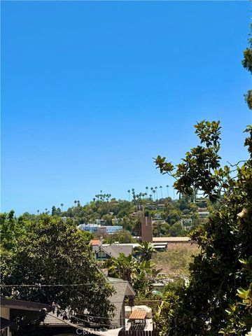 1651 Golden Gate 9, Los Angeles, CA 90026