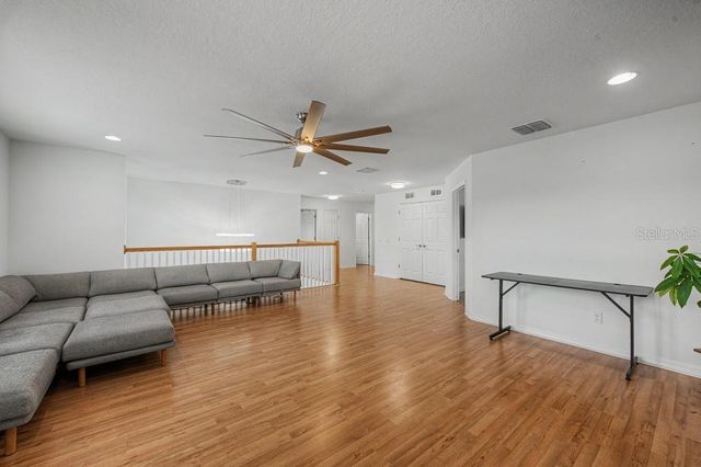 19462 ROSEMOOR AVENUE, Lutz, FL 33558