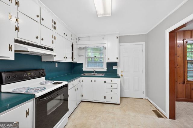 4102 Belvedere Drive, Gainesville, GA 30506