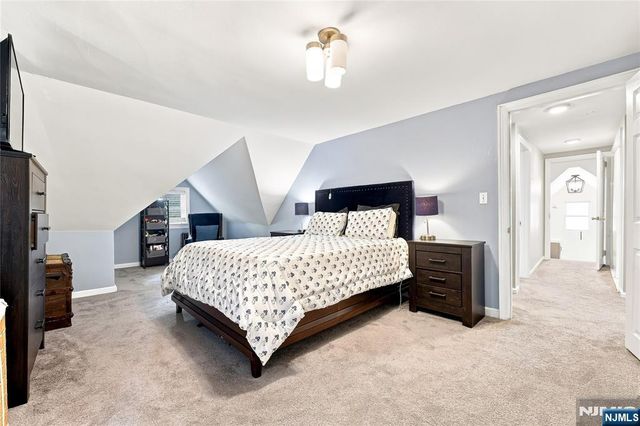680 Northumberland Road, Teaneck, NJ 07666