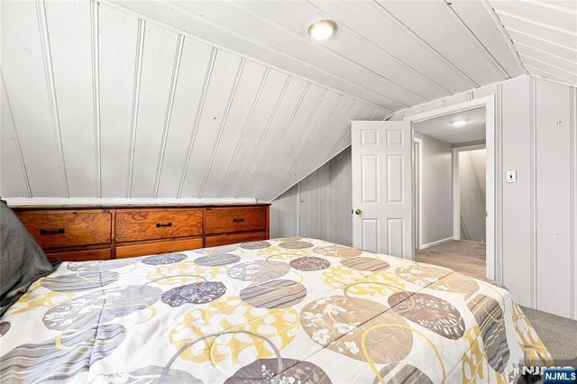 680 Northumberland Road, Teaneck, NJ 07666