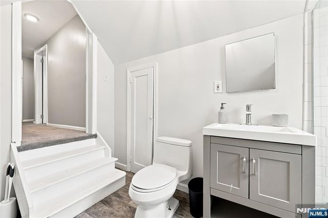 680 Northumberland Road, Teaneck, NJ 07666