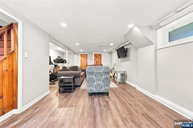 680 Northumberland Road, Teaneck, NJ 07666
