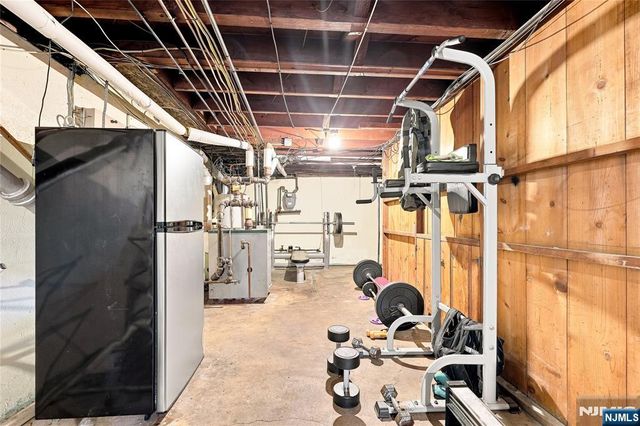 680 Northumberland Road, Teaneck, NJ 07666
