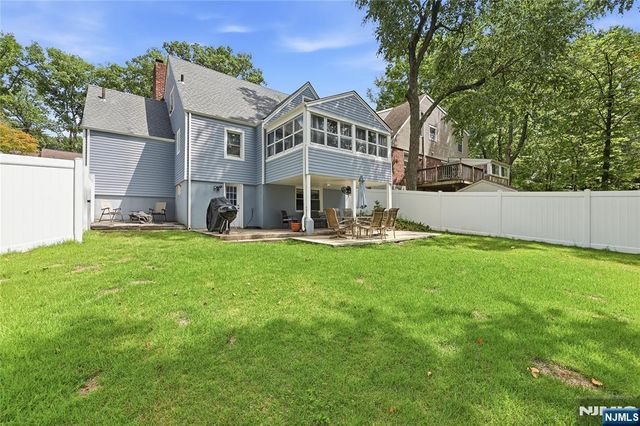 680 Northumberland Road, Teaneck, NJ 07666