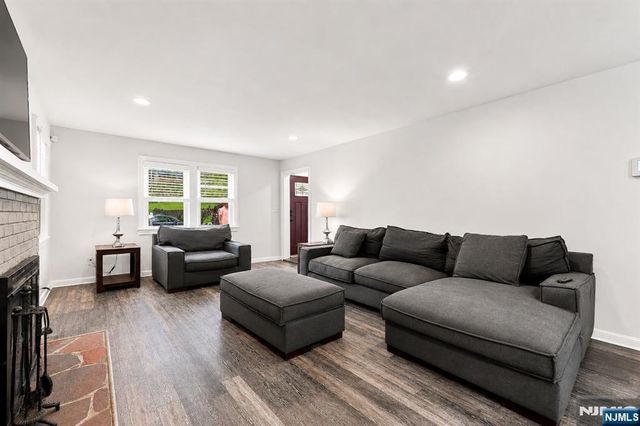 680 Northumberland Road, Teaneck, NJ 07666