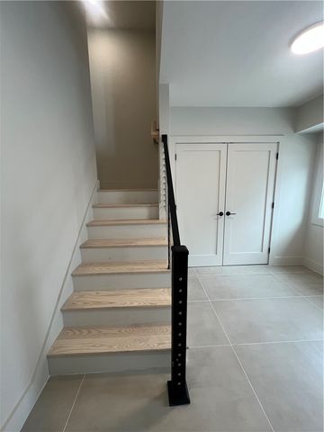 152 Colonial Road 152, Providence, RI 02906