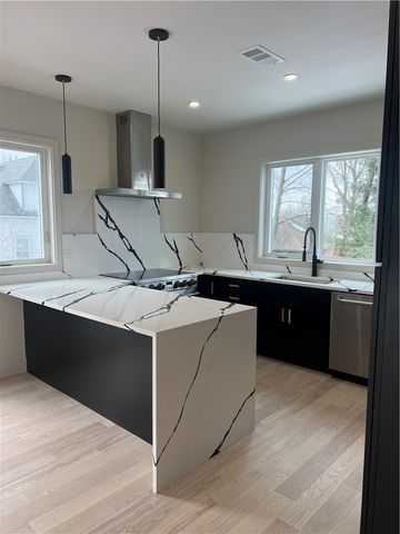 152 Colonial Road 152, Providence, RI 02906