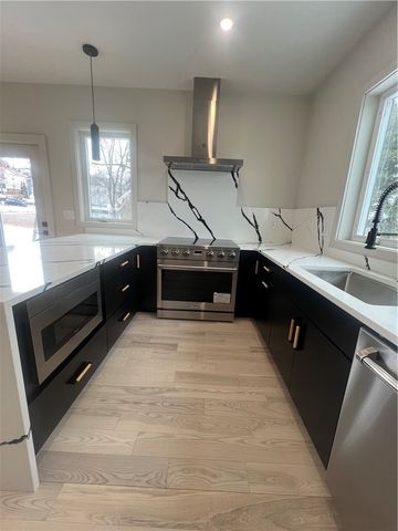 152 Colonial Road 152, Providence, RI 02906