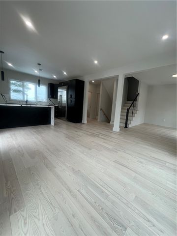 152 Colonial Road 152, Providence, RI 02906