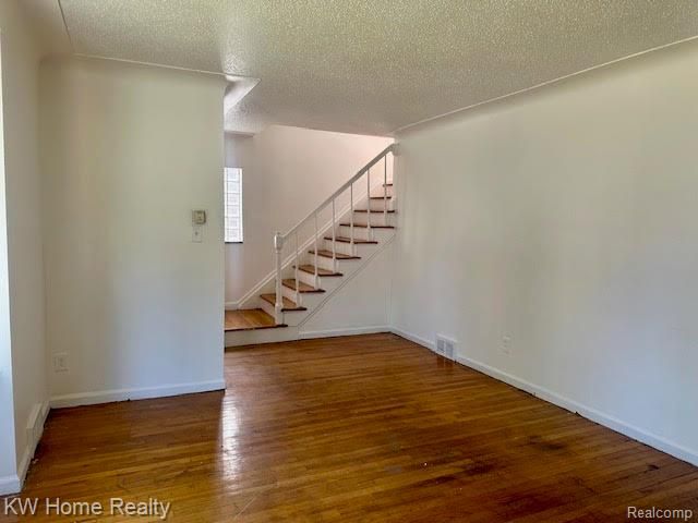 18477 Lindsay Street, Detroit, MI 48235