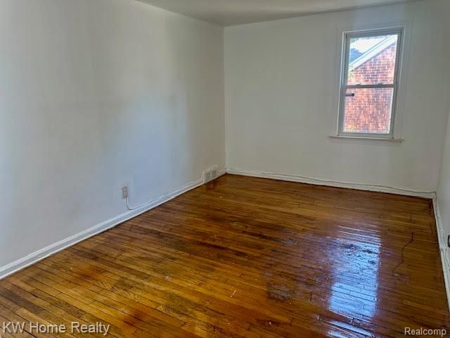 18477 Lindsay Street, Detroit, MI 48235