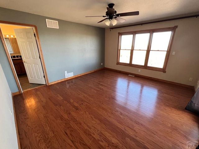 5148 Little Raven Dr, Colorado City, CO 81019