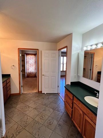 5148 Little Raven Dr, Colorado City, CO 81019