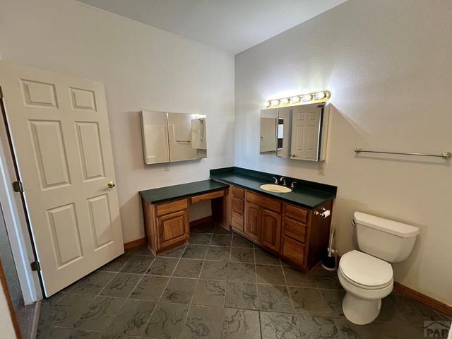 5148 Little Raven Dr, Colorado City, CO 81019