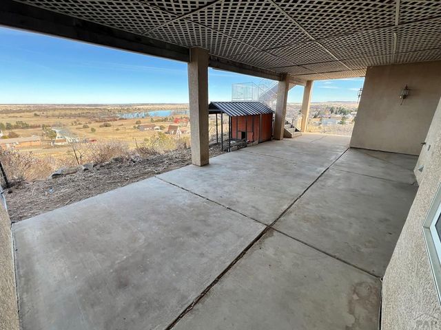 5148 Little Raven Dr, Colorado City, CO 81019