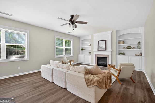 110 Renwick Drive, Senoia, GA 30276
