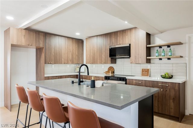 1701 Canosa Avenue, Las Vegas, NV 89104