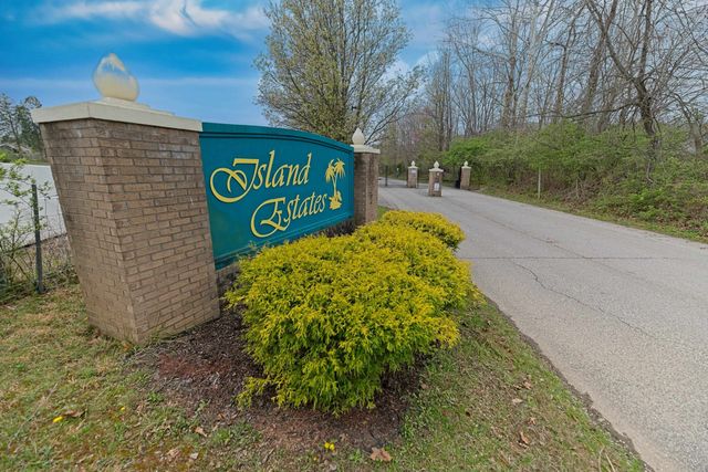 76 Sunwatch Drive, Huntington, WV 25705