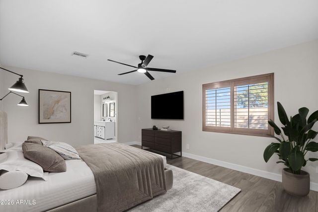 2366 E BECKER Lane, Phoenix, AZ 85028