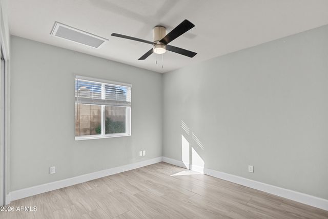 2366 E BECKER Lane, Phoenix, AZ 85028