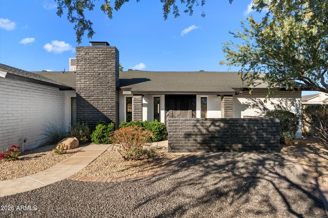 2366 E BECKER Lane, Phoenix, AZ 85028