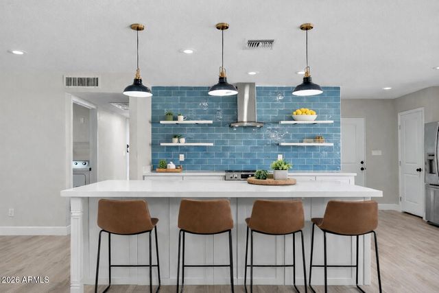 2366 E BECKER Lane, Phoenix, AZ 85028