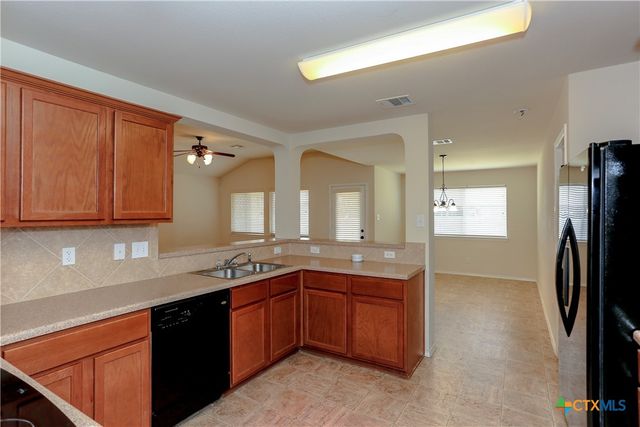337 Peanut Drive, Temple, TX 76502