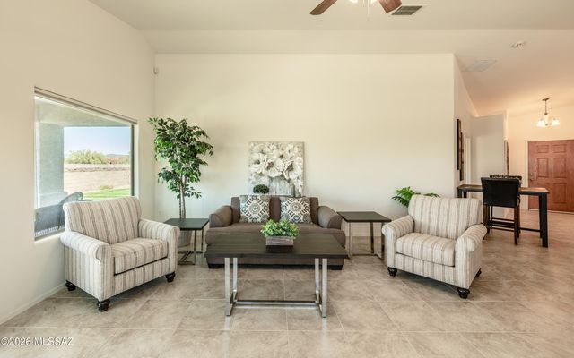 5374 W Senita Cactus Court, Marana, AZ 85658