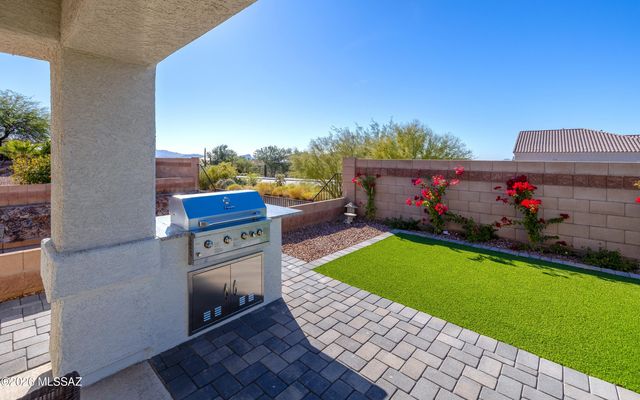 5374 W Senita Cactus Court, Marana, AZ 85658