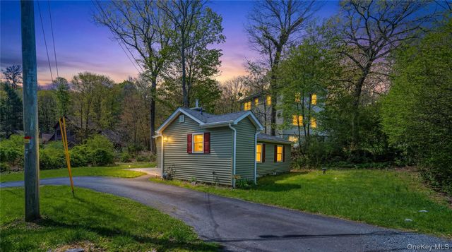 797 Forest Glen Road, Monroe, NY 10950