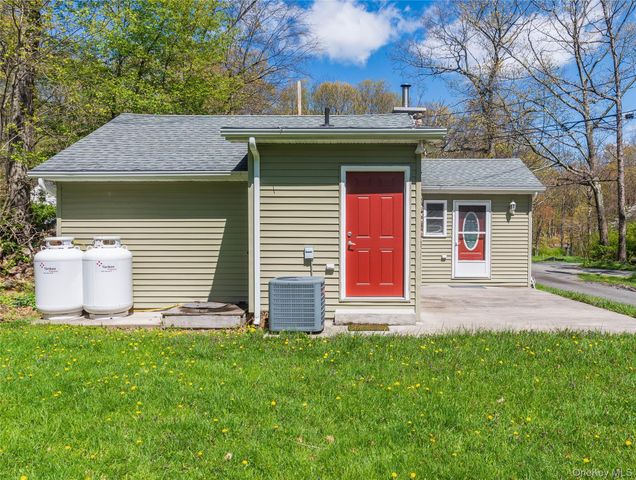 797 Forest Glen Road, Monroe, NY 10950