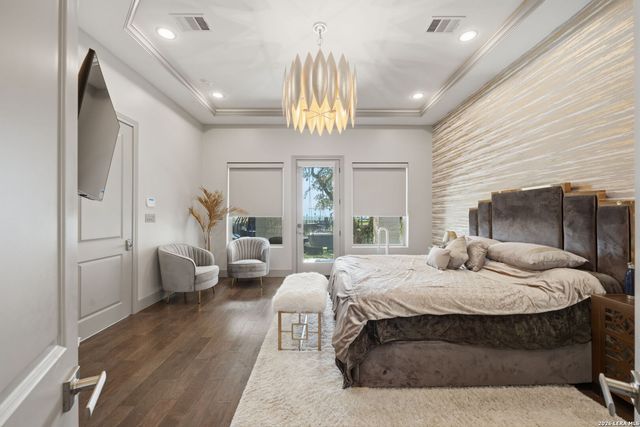 423 TULOROSA RDG, Helotes, TX 78023