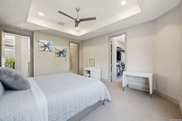 423 TULOROSA RDG, Helotes, TX 78023
