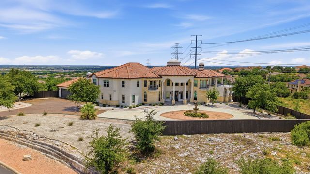 423 TULOROSA RDG, Helotes, TX 78023