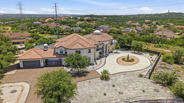 423 TULOROSA RDG, Helotes, TX 78023